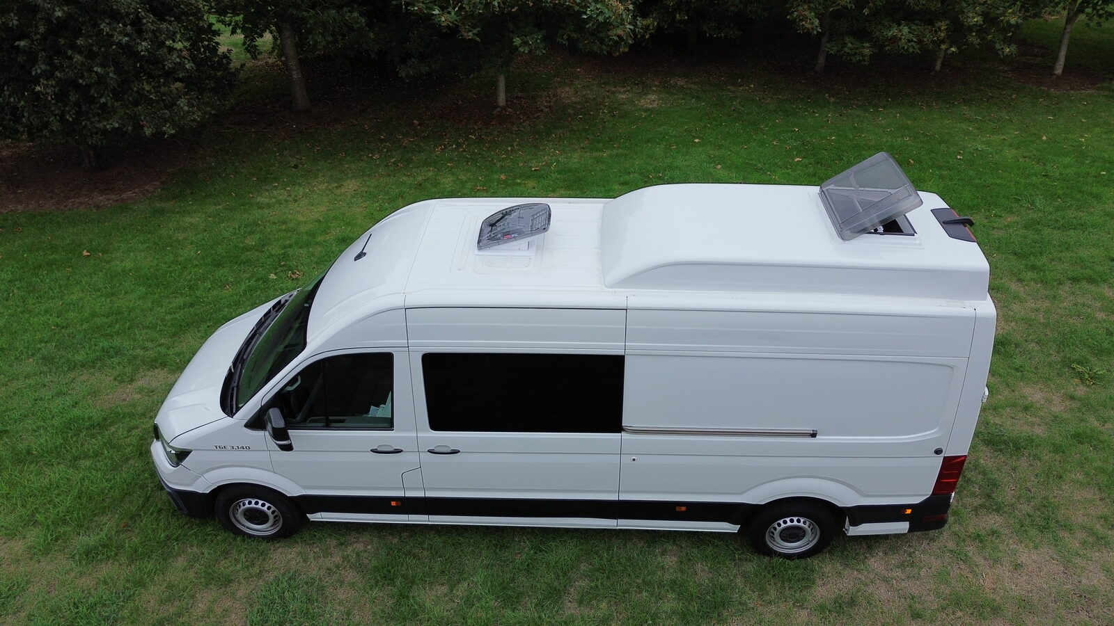 GRP roof pod fitted to a LWB VW Crafter, seen from above